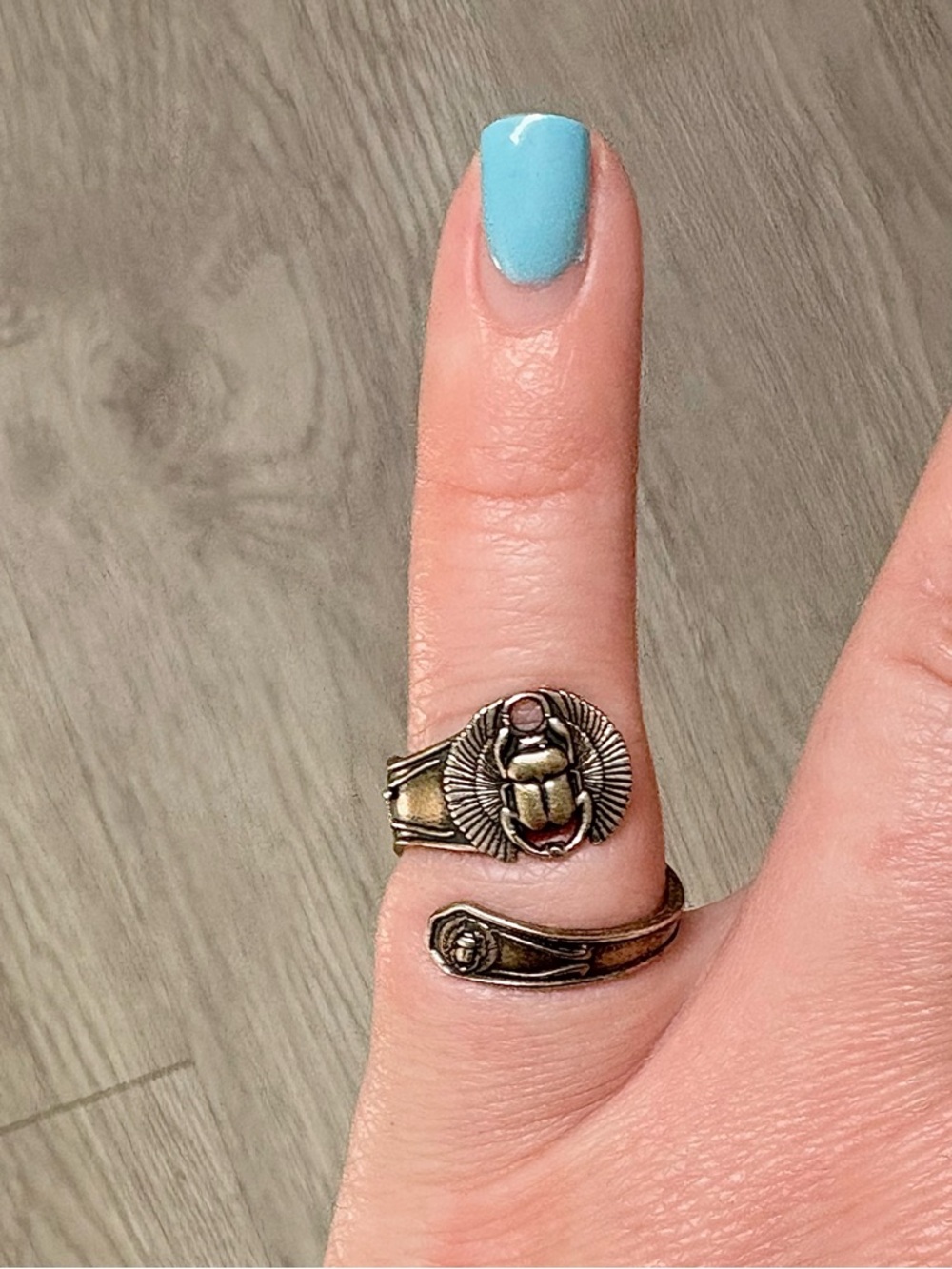 Alex and Ani Scarab Spoon Ring 💍 
Sterling Silver .925
